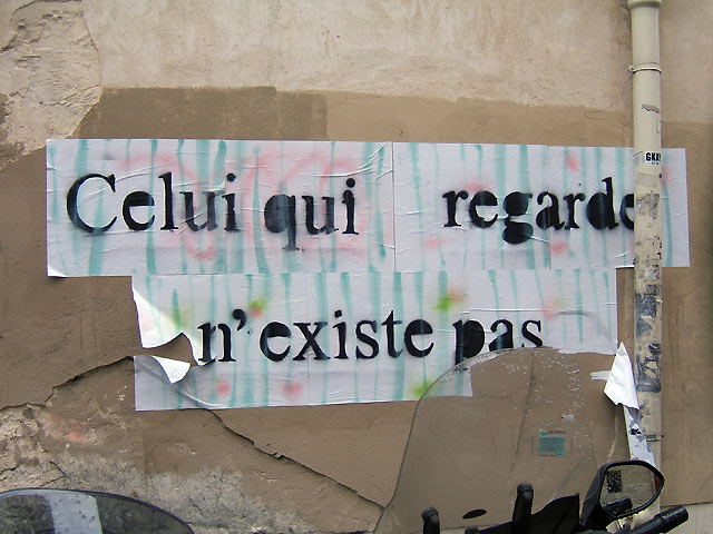 Celui qui regarde... Celui qui regarde...