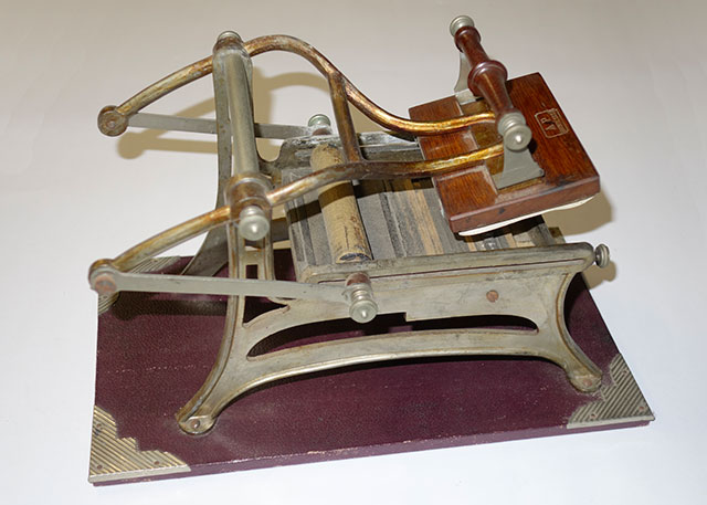 PetitePresse1900-1.jpg