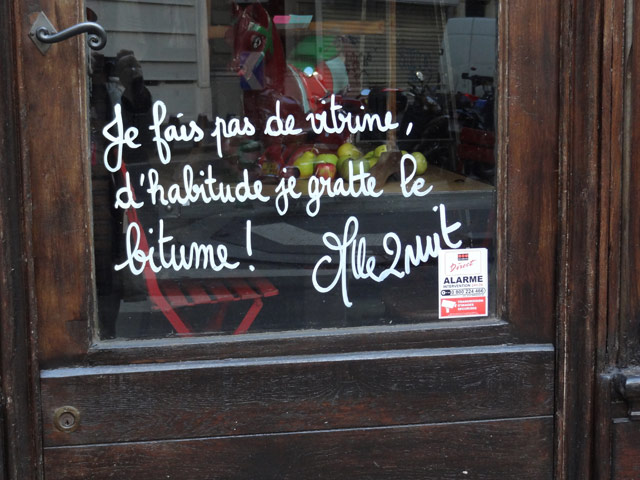 Je gratte le bitume... Je gratte le bitume...