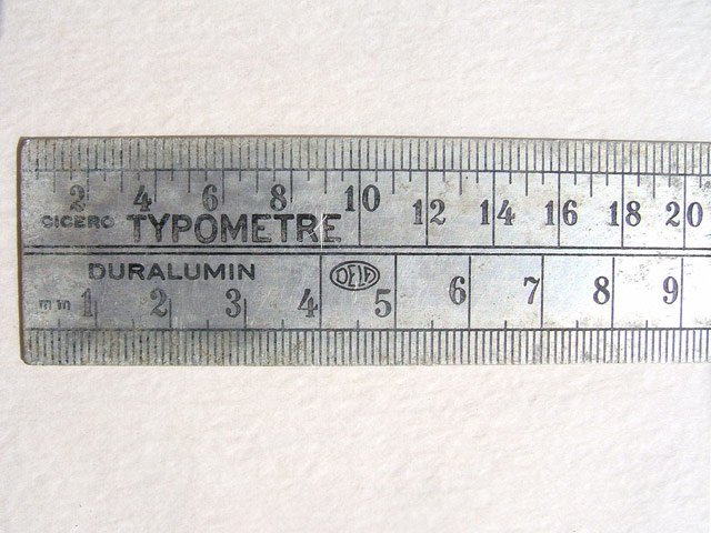 Typomètre en aluminium Typomètre en aluminium